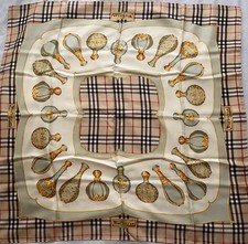 Foulard Burberrys en soie 