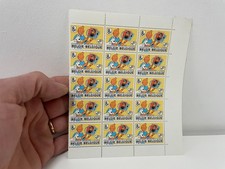 SUPERBE ETAT  / FEUILLET DE 15 TIMBRES DE TINTIN / HERGE 1979