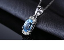 Collier avec Pendentif -