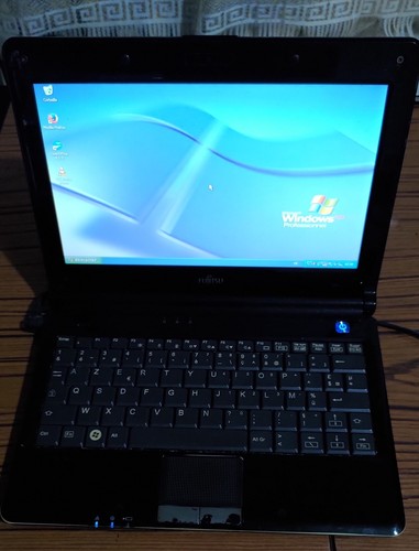 Netbook fujitsu m2010 - fujitsu,
