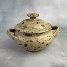 Petit pot couvert à double