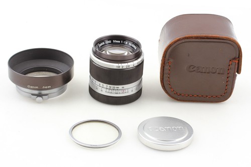 Comme neuf avec capot - [,