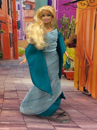 Barbie corps articulé porte - barbie,