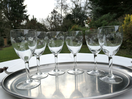 Verres pied à eau - 6,