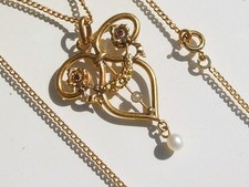 BEAU PENDENTIF ANCIEN années