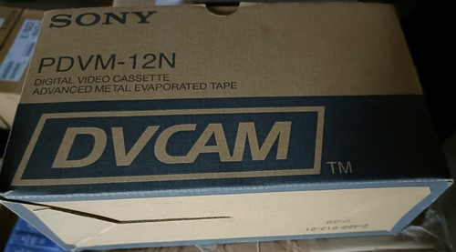 Cam neuves carton de - dv,