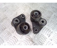 YAMAHA 1200 XJR SILENBLOCS SUPPORT MOTEUR TYPE 4PU - 1995/1998