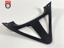 Carénage intérieur inférieur Triumph Sprint ST 1050 2005-2007 T2301588...
