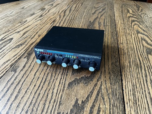 Alesis nanocompressor 2000s - 2000s,