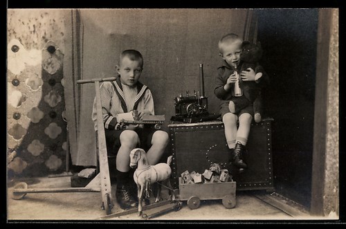 Carte postale photo - , deux