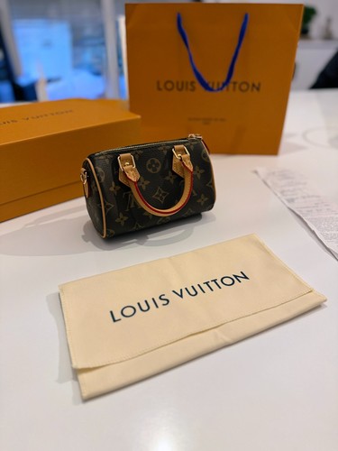 Louis vuitton nano - nano, •