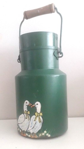 Bidon bure a - lait,
