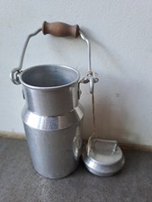 Dinette Ancien Pot à lait