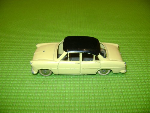 Dinky toys 24z simca - dinky,