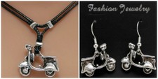 Set collier pendentif  & boucles d'oreilles scooter - moto - cordon noir 