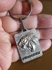 Ancien porte clé métal Automobile Lion Peugeot Garage Maubeuge.