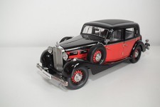 C16 1:18 SIGNATURE MODELS