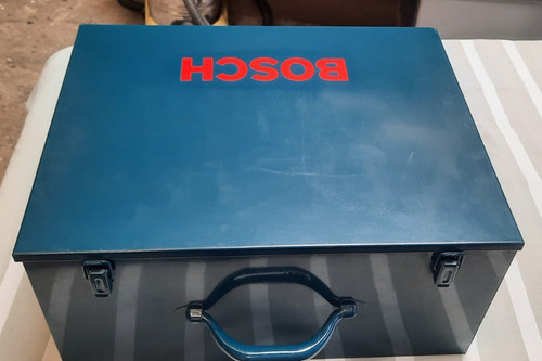 Défonceuse bosch gof - 900, ce