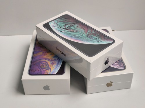 Boxed apple iphone max - boxed,
