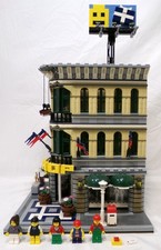 2010 LEGO Creator Expert 10211 Grand Emporium Modular Building Collection Set