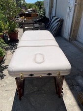 Tables de massage et esthétique professionnelles