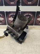 Bloc ABS (freins anti-blocage)