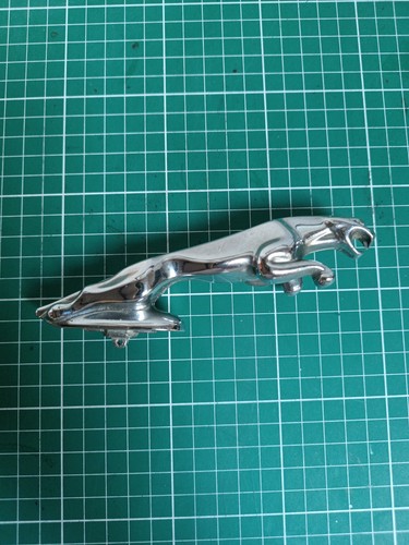 Mascotte capot jaguar - mascotte,