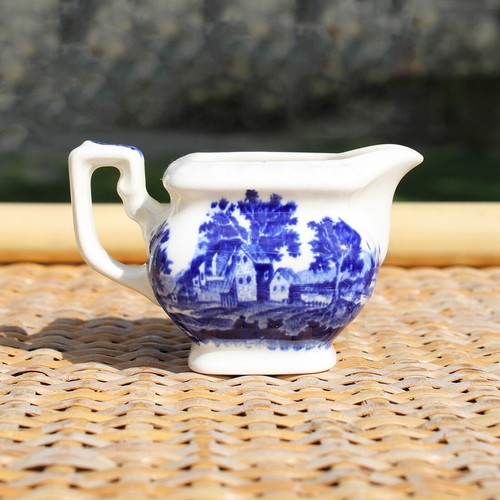 Ancien mini pot - , /