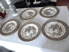 7 Assiettes plates ENGLAND decor marron ( ref 10 )