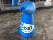 Bidon verseur plastique publicitaire de garage pour lubrifiants Opal