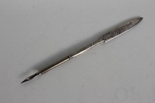 Porte plume argent Objets