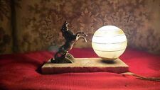 ANCIENNE LAMPE DE CHEVET ART DECO . EN REGULE . MARBRE ET BOULE EN VERRE