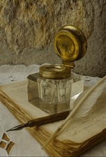 Encrier ancien en cristal taillé avec couvercle en laiton – Art déco – Vintage