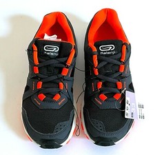 KALENJI BASKETS NOIR TAILLE 33