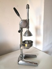 Grand presse agrumes ou juicer professionnels design années 60 - 70