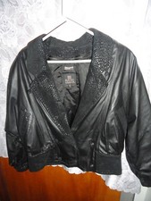 WOMEN'S BLACK LEATHER JACKET