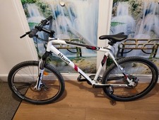 Vélo vtt B'twin Blanc XL presque neuf 