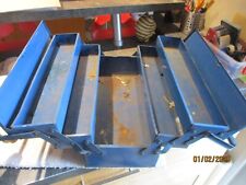 Ancienne Caisse à Anciens Outils de Plombier Electricien Serrurier ou Menuisier