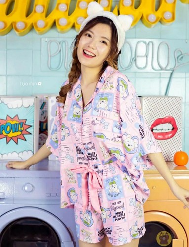 Kawaii cartoon bear pink - cartoon,