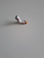 fève chaussure talon aiguille