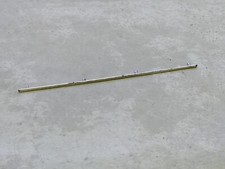 1/18  Baguette de bas de caisse Peugeot 403 Solido