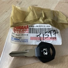 Yamaha 1B9-H2511-09 ébauche