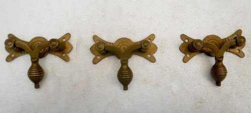 Lot poignees anciennes de - 3,