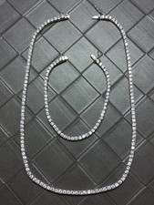 parure en argent et zircons