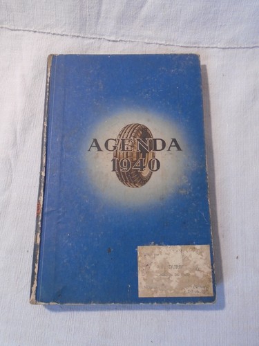 Ancien agenda 1940 - ancien, pneu