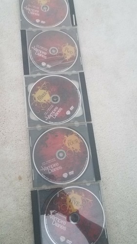 The vampire diaries saison - diaries,
