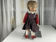 Poupée d'artiste poupée