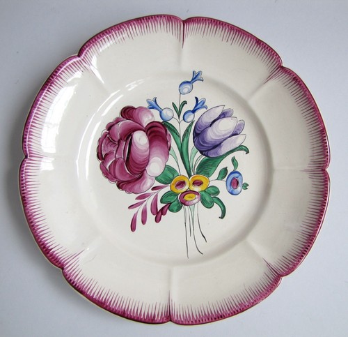 Assiette signée décor - assiette,