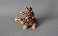 Tortue en famille  figurine