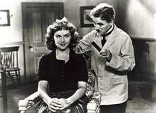 PHOTO PRESSE TÉLÉ ANTENNE 2 FILM LE DICTATEUR PAULETTE GODARD CHARLIE CHAPLIN